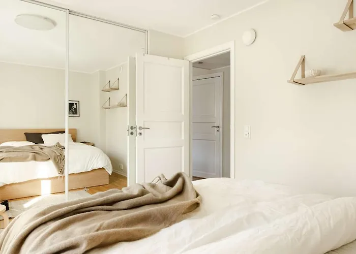 With Balcony And 3 Bedrooms! Apartment